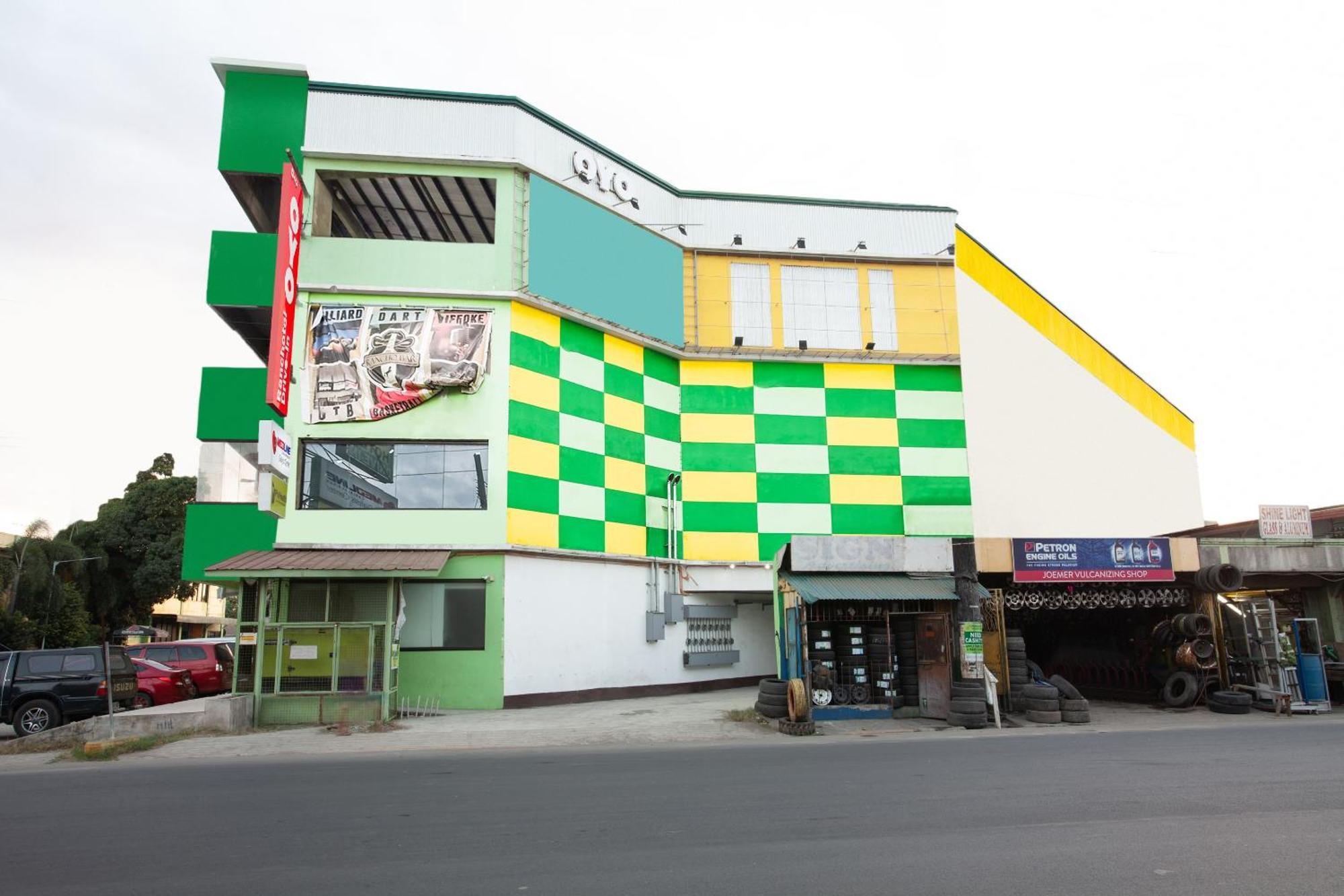 Oyo 473 Ranchotel Drive-In Binan Εξωτερικό φωτογραφία